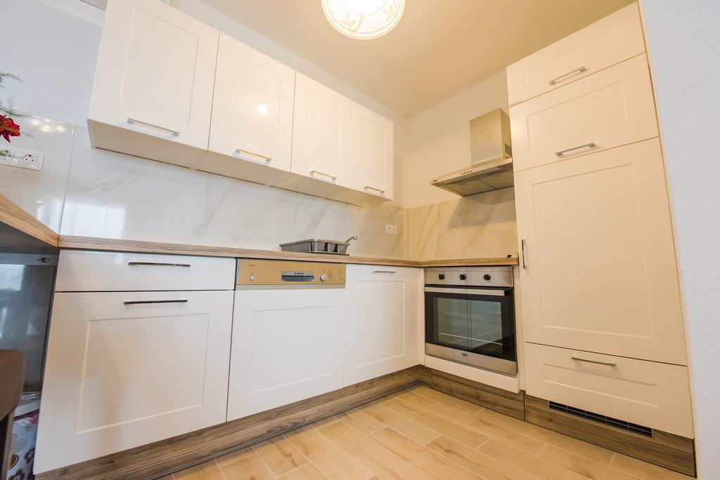 Apartment Grabovac Kaštela Cameră foto