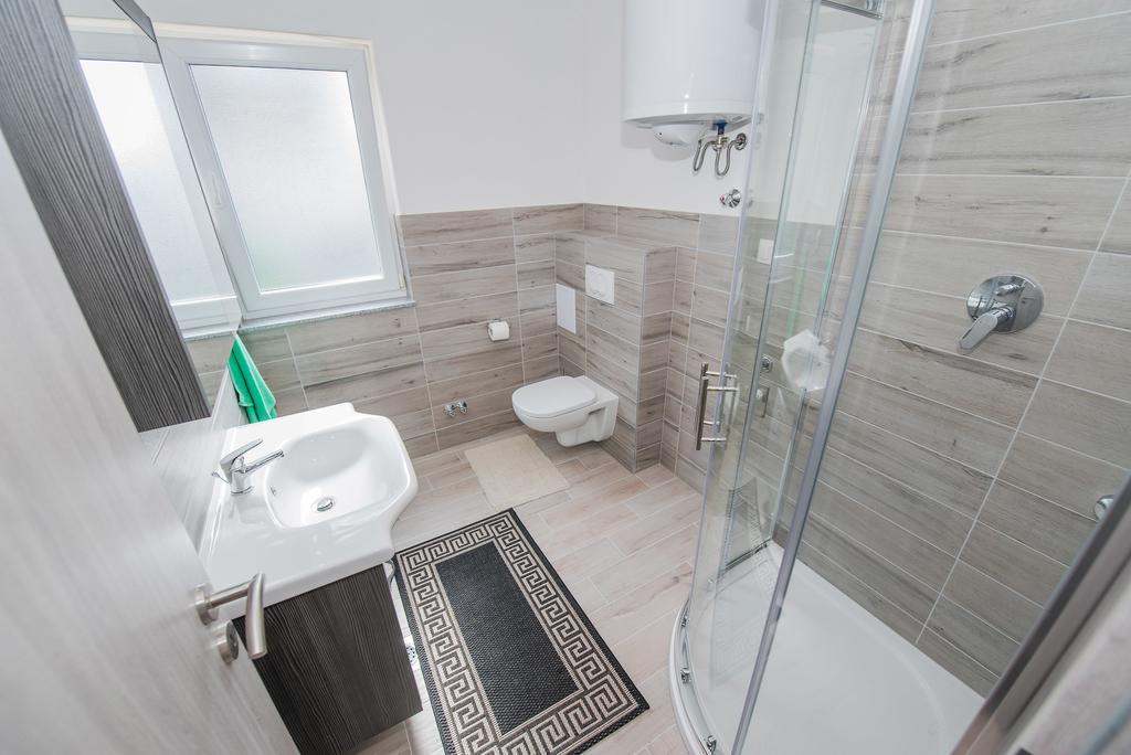 Apartment Grabovac Kaštela Cameră foto